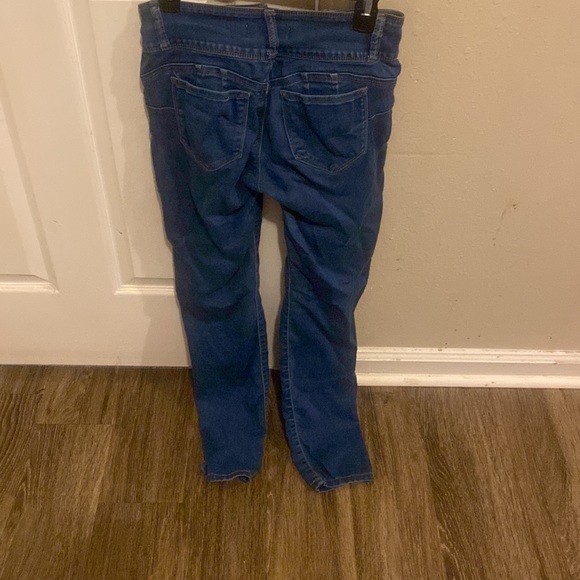 Blue Jean - Picture 2 of 3